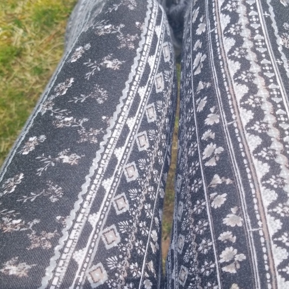 Tilly's Pants - Tillys flare pants